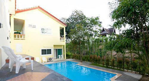 Lucky Lek Resort Rawai Exterior photo